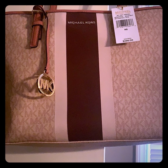 MK purse